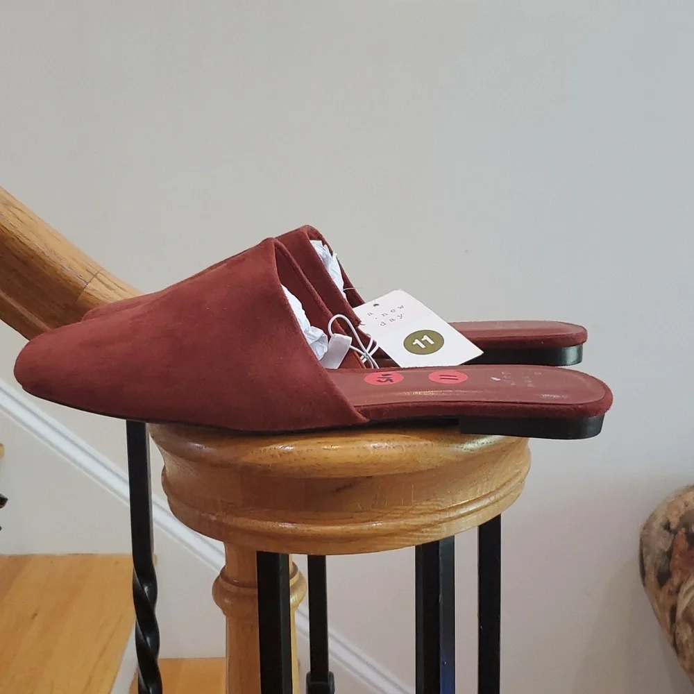 "a new day" Shoes - Picture 3 of 4